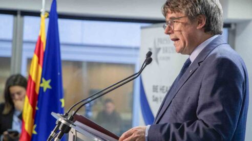 Los fiscales del Supremo se reúnen mañana para estudiar el informe que descarta investigar a Puigdemont por terrorismo