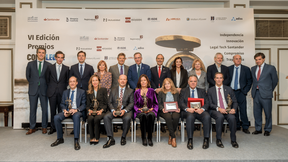 El Centro Español de Mediación entrega mañana sus Premios al Impulso a la  Mediación Empresarial - Confilegal
