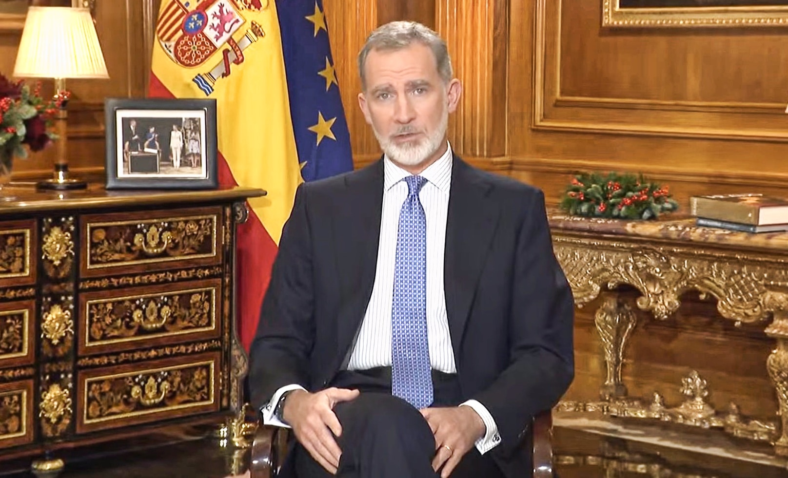 Felipe VI: «No hay democracia ni convivencia fuera de la Constitución»