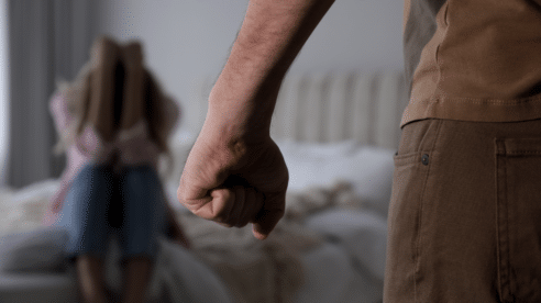 La APIF pide medios para frenar «el horrible escenario» de violencia machista y vicaria: 54 mujeres han sido asesinadas en 2023