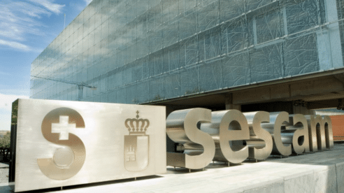Condena al SESCAM a indemnizar con 57.000 euros por la falta de medios y el retraso en la atención a un menor que perdió un testículo