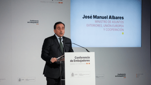 Diplomáticos españoles denuncian el «pésimo estado» de la red consular 