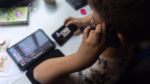 La empresa de webs porno Techpump se ofrece al Gobierno y la AEPD para combatir el acceso a menores