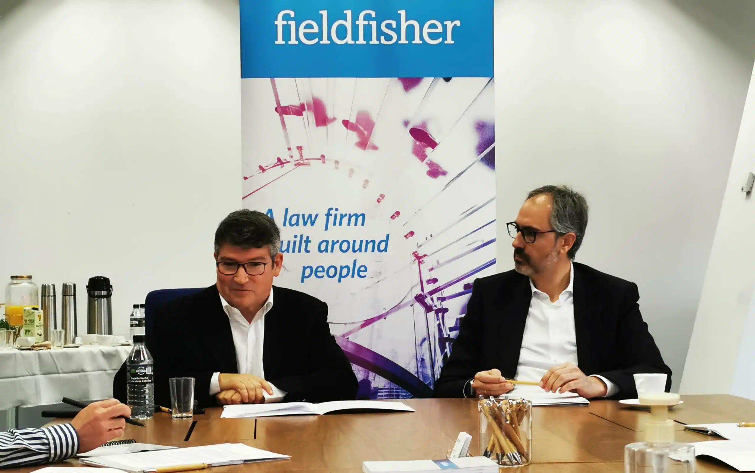 Fieldfisher cierra 2023 con un incremento del 15 % en facturación neta en España