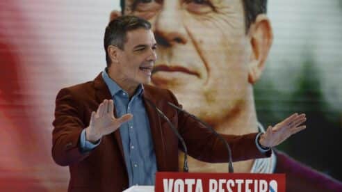 El presidente del Gobierno anuncia que habrá un incremento del 5 % del SMI y el secretario de Estado de Justicia que se ajustará el IPREM