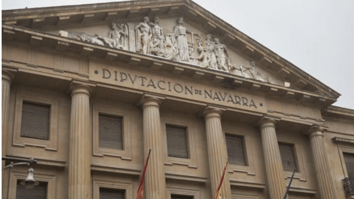 3 años y medio de prisión para una funcionaria del Gobierno de Navarra por acceder sin permiso a información de Hacienda   