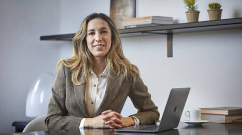 France Vidal: Implementar sistemas de firma electrónica garantiza eficiencia y ahorro para despachos y asesorías