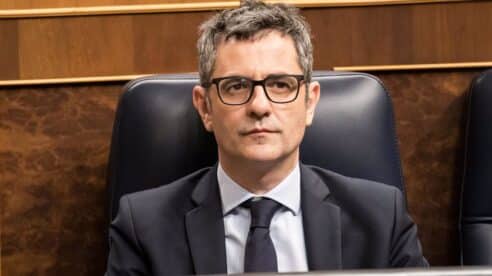 La definición de «terrorismo» se vuelve contra Félix Bolaños durante la sesión del control al Ejecutivo