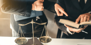 Multa de 10.000 euros a un despacho de abogados por difundir datos en una carta de reclamación de daños