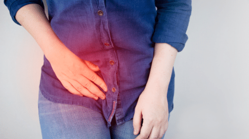 La incapacidad de una auxiliar de geriatría con endometriosis y enfermedad de Crohn es absoluta y no total