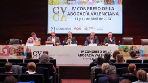 El IV Congreso de la Abogacía Valenciana analiza los claroscuros del Reglamento de la UE de la Inteligencia Artificial