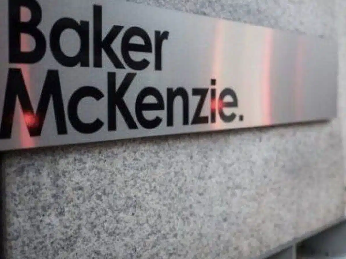 Baker McKenzie incorpora un equipo de transacciones de 17 abogados procedente de Munger Tolles & Olson
