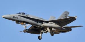 f-18 accidente tendido eléctrico