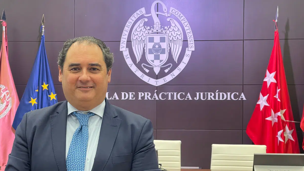 José Manuel Almudí: “La Escuela de Práctica Jurídica es la puerta de acceso para que los alumnos alcancen sus metas en un entorno público de excelencia»