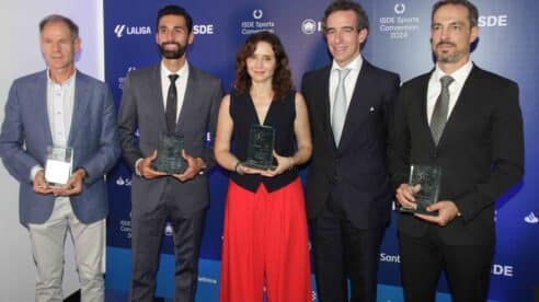Isabel Díaz Ayuso pide, en ISDE, la colaboración del mundo del deporte para luchar contra las drogas