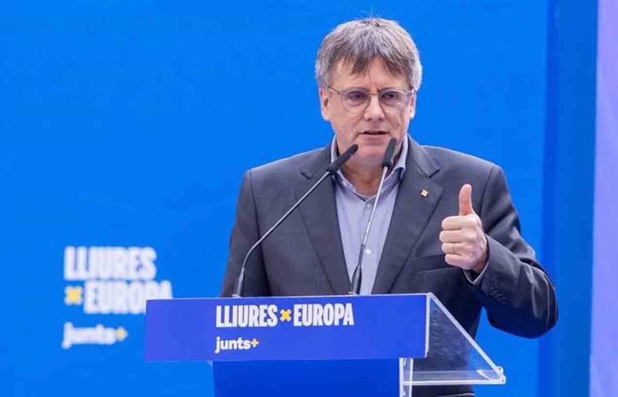 El magistrado Aguirre pide que el TS investigue a Puigdemont y Mas por traición por la trama rusa del ‘procés’