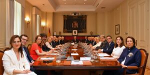 Isabel Perelló presidiendo el primer Pleno del CGPJ de su mandato. Foto: CGPJ.