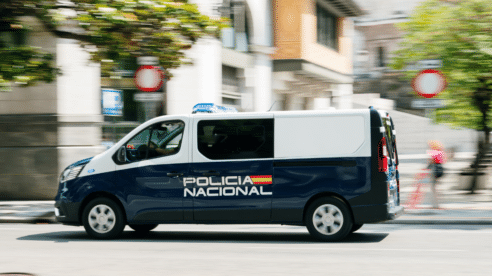 15 días de suspensión a un policía nacional que hacía «free tour» por la comisaría