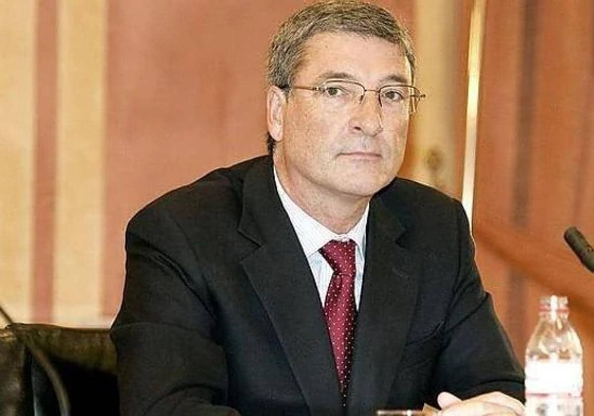 El Constitucional anula la condena de malversación del exdirector del IFA, condenado por los ERE