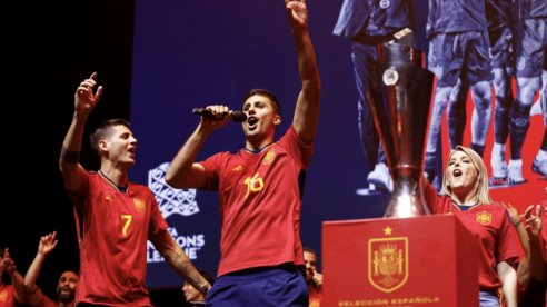 La UEFA castiga a Morata y Rodrigo con un partido de sanción por los cánticos de «Gibraltar español»