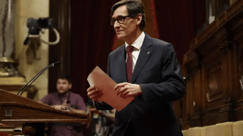 Salvador Illa, investido presidente de la Generalitat con los votos de PSC, ERC y Comuns