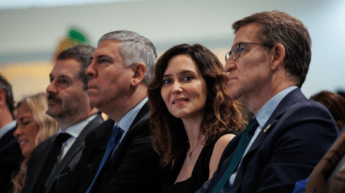 Ni Feijóo ni Ayuso cometieron un delito al fijar tweets en la jornada de reflexión de las elecciones europeas, dice el TS