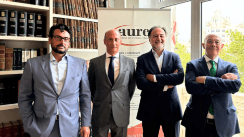 Auren refuerza su división legal con la integración de la firma Carrau