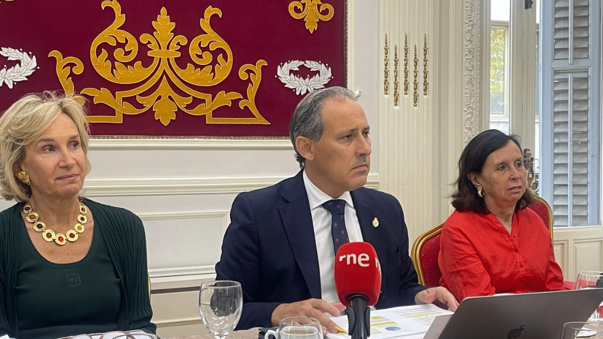 El ICAM presenta una propuesta «histórica» para dar solución a las prestaciones de jubilación de los mutualistas