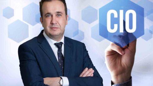 Javier Esteban Guzón, nuevo CIO de ELZABURU, impulsará la transformación digital con IA y automatización