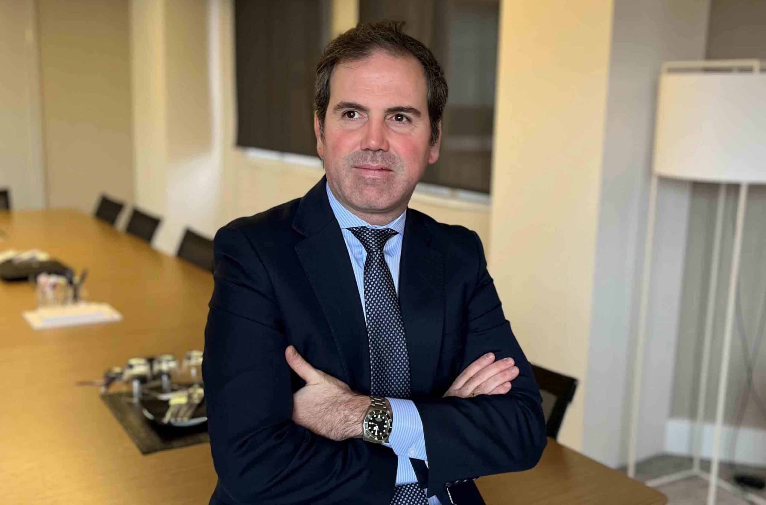 Dentons innova en la gestión legal con un nuevo “bot” de automatización de contratos impulsado por IA