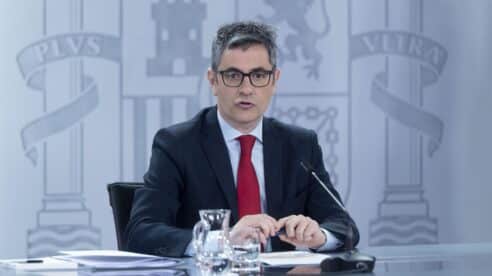 El Gobierno plantea un registro de medios, reformar los delitos de libertad de expresión y perseguir bulos