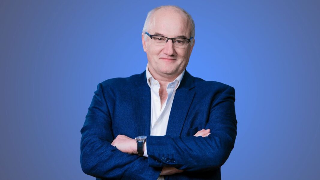 Borja Adsuara: “No se deberían anonimizar las sentencias; una de las funciones de administrar justicia es ejemplarizar a la sociedad”