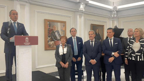 El ICAM acoge una exposición de más de 80 viñetas de Antonio Mingote sobre la Justicia