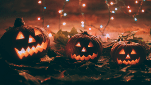 De baja médica, pero de camarero y «coach» nutricional en Halloween: despidos que la Justicia califica de procedentes