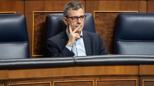 Bolaños muestra su «total respaldo» al fiscal general tras su imputación y cree que «quedará en nada»
