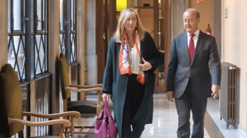 Barrientos urge a Perelló a implantar medidas para mitigar el déficit de jueces en Cataluña