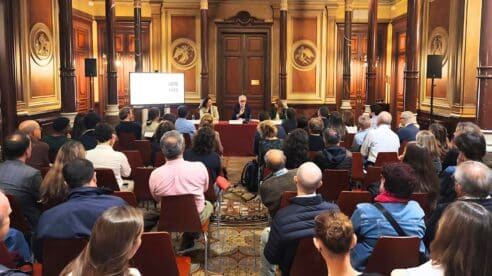 Luis Moreno Ocampo, exfiscal jefe de la Corte Penal Internacional: «La lucha por la justicia no tiene fin»