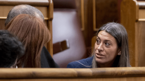 Los letrados del Congreso dejan en manos de la Mesa si acepta la petición de Junts de una cuestión de confianza