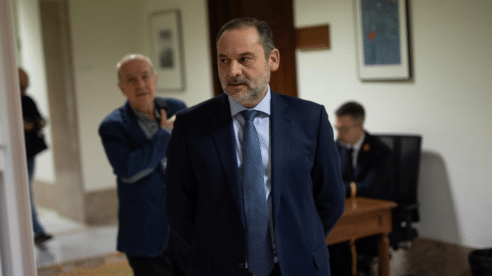 El Congreso retira la inmunidad a Ábalos y autoriza al Supremo para investigarle por el ‘caso Koldo’