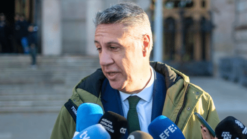 Absuelto por la instalación de antenas de telefonía móvil: García Albiol supo de su existencia cuando «ya estaban instaladas»