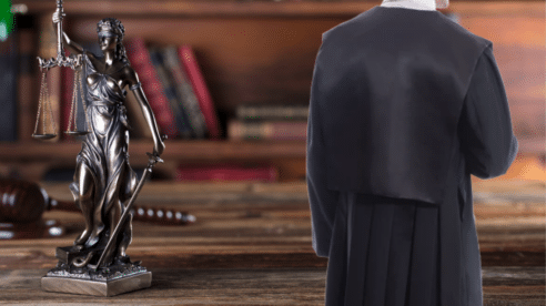 El TC ampara a un abogado frente a una sanción disciplinaria impuesta por una letrada de la Administración de Justicia
