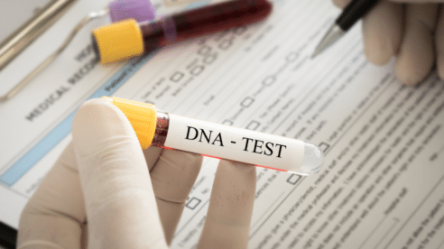 La Audiencia de Murcia confirma la paternidad de dos menores a un hombre por no hacerse la prueba de ADN