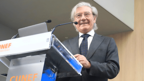 Lorenzo Prats, catedrático Derecho Civil: «La Ley incluye sanciones para quienes actúen de mala fe en la mediación»