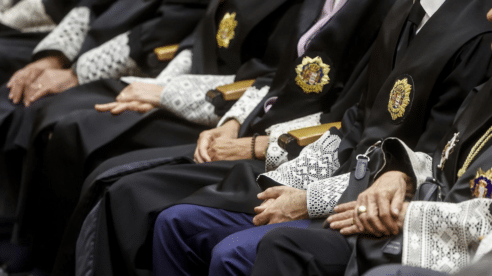 Los españoles aprueban a los jueces, pero suspenden al Gobierno y a los políticos