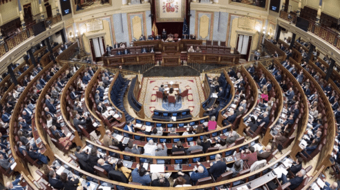 El Congreso debatirá el martes una ley para que la Sareb ceda el 80% de sus inmuebles a alquiler social