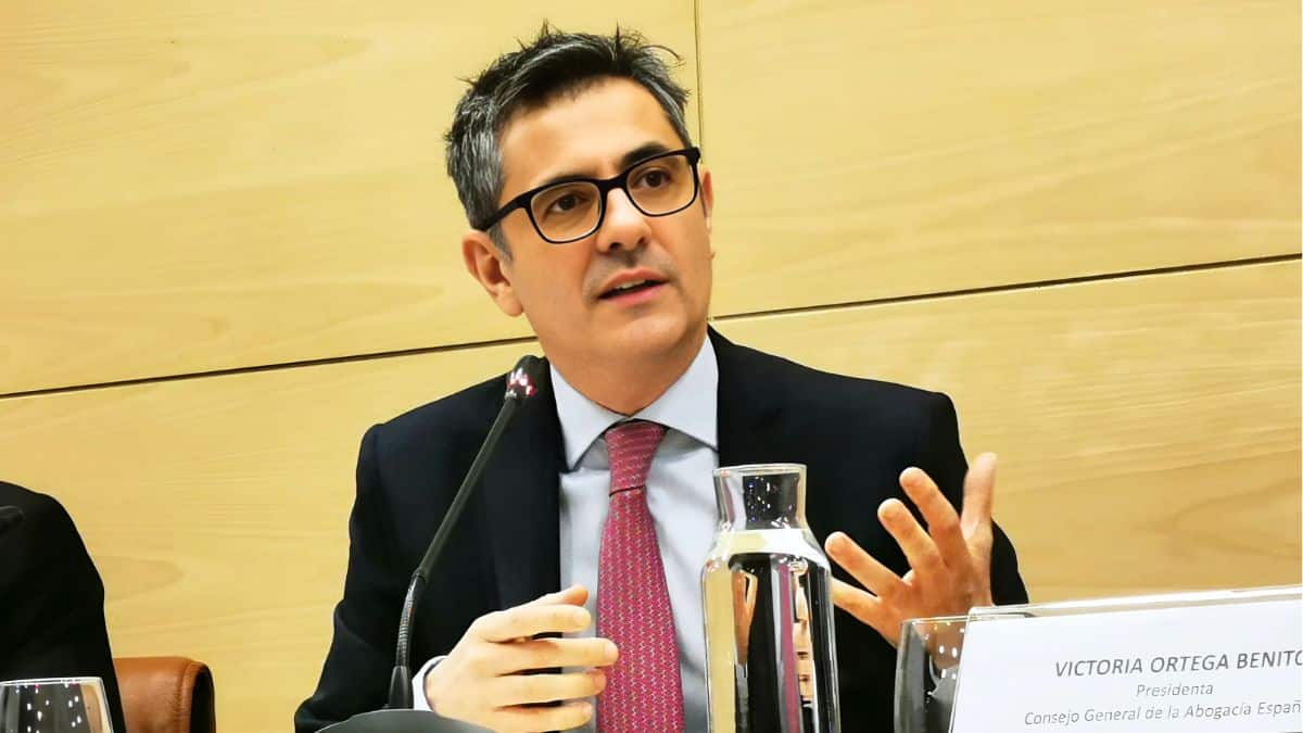Los jueces de Violencia sobre la Mujer exponen sus dudas sobre cómo Bolaños aumentará en un 50 % su plantilla