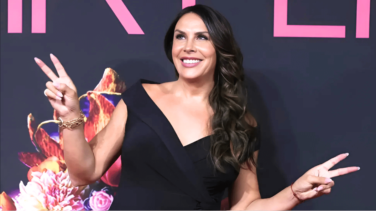 Karla Sofía Gascón reaparece en la gala de los César tras la conmoción por sus mensajes racistas y homófobos