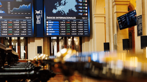 El mercado de M&A cae un 15% en volumen hasta febrero, según TTR Data