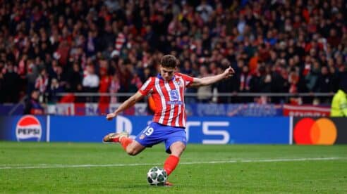 Se acabó el tiempo para el Atlético de Madrid: sólo 24 horas para impugnar el penalti de Julián Álvarez en Champions