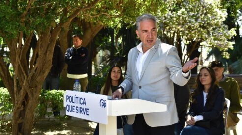 Bendodo denuncia el «viacrucis judicial» del Gobierno de Sánchez: «Ya han desfilado 47 altos cargos» ante el juez por corrupción